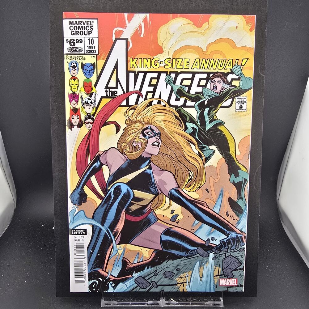 AVENGERS ANNUAL #10 FACSIMILE (2024) TORQUE 1:25 INCENTIVE VARIANT NM+ 9.8 POTEN